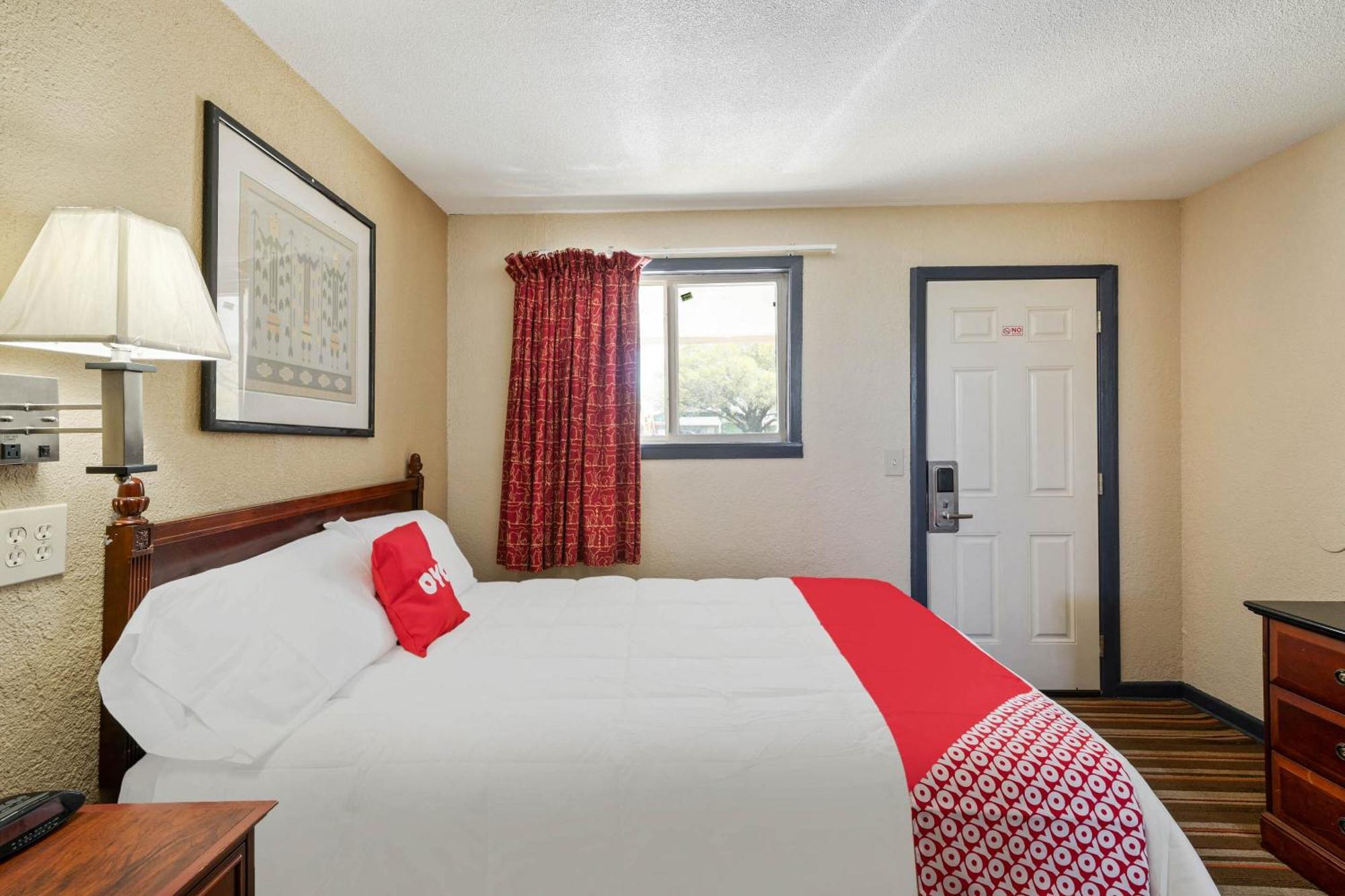 Oyo Hotel Luling Tx Downtown I-10/Us-90 Extérieur photo