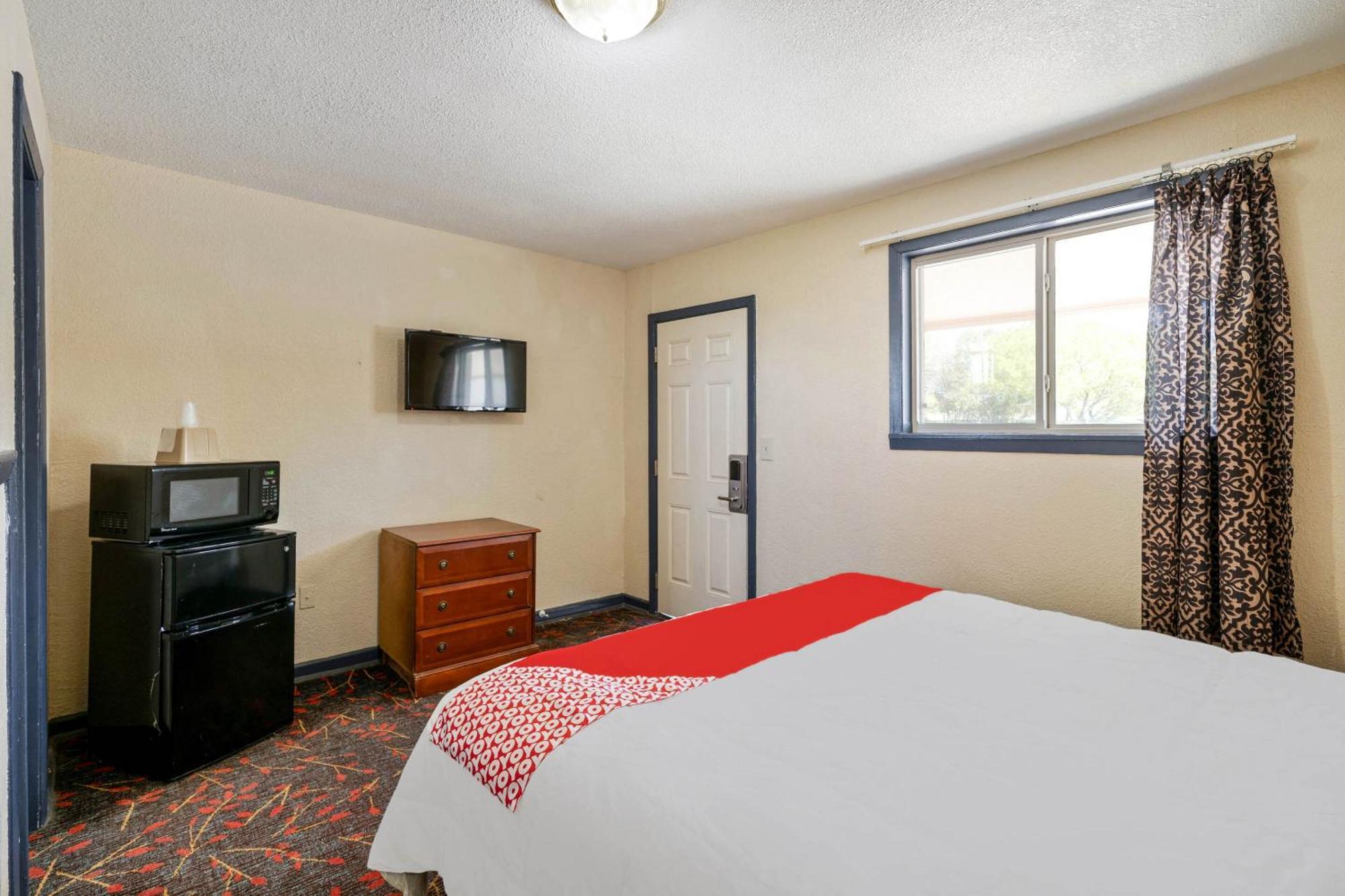 Oyo Hotel Luling Tx Downtown I-10/Us-90 Extérieur photo